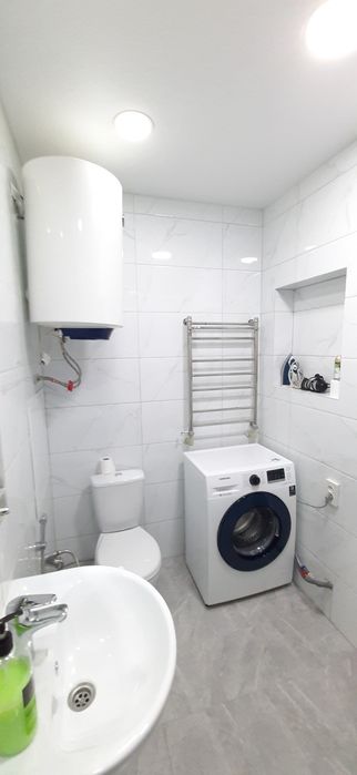 Абая 161 2х ком.(район Смарт)