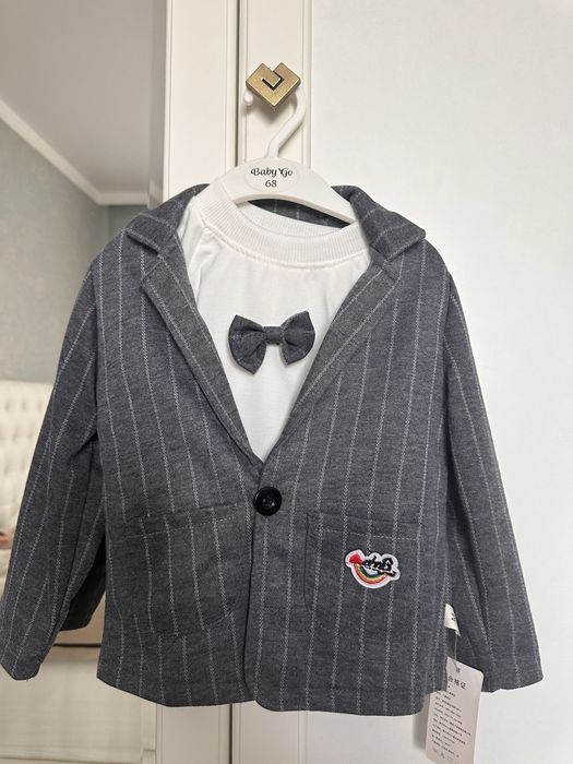 Продам тройку костюм детский