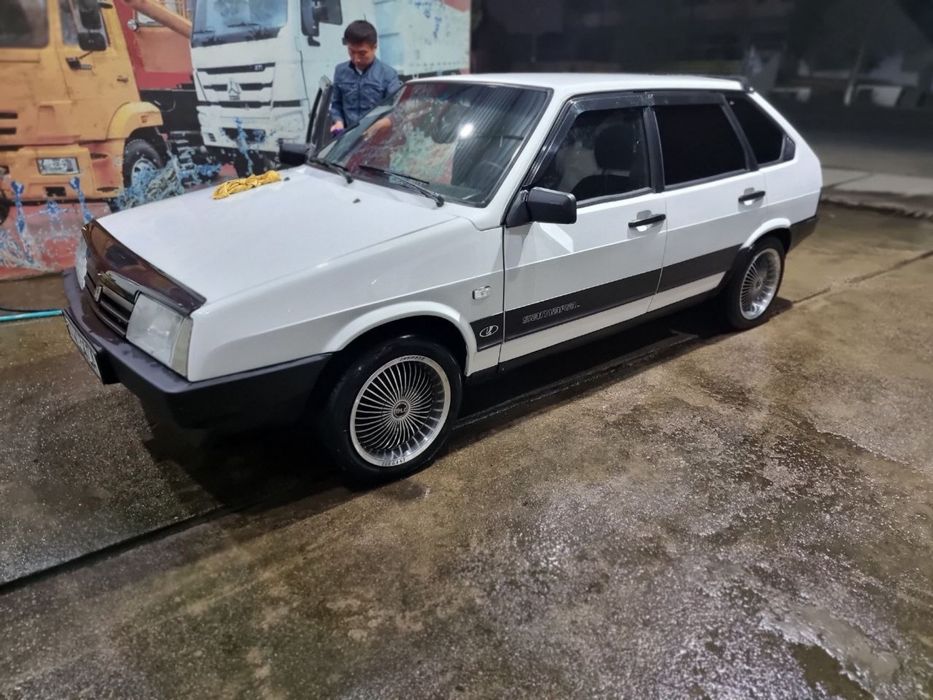 Vaz 2109 samara hetchbek