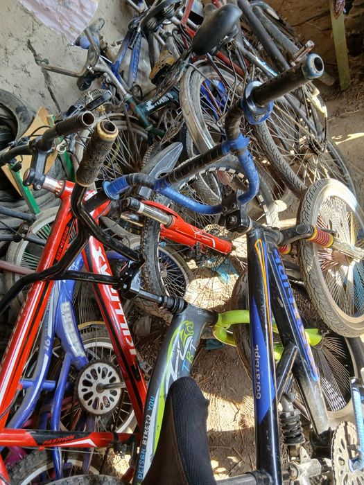 Велосипед ката-кичик хархил 100.000дан бошлаб 600.000гача барчаси соз