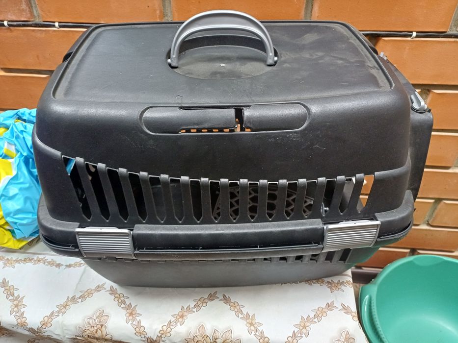 Продам ящик для собаки