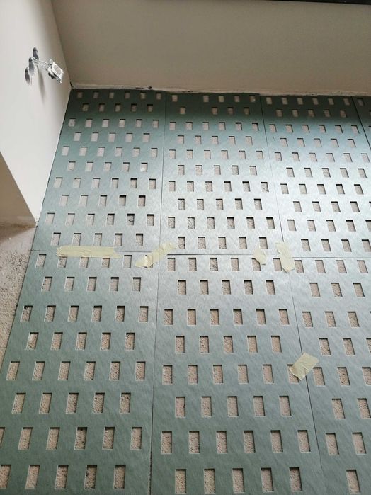 Подложка за ламинат за подово отопление. Подложка за винилова настилка