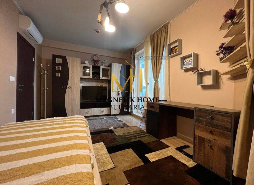 Луксозен тристаен апартамент с паркомясто и панорама в ”Central Park”