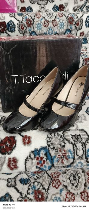 Туфли на высоких каблуках