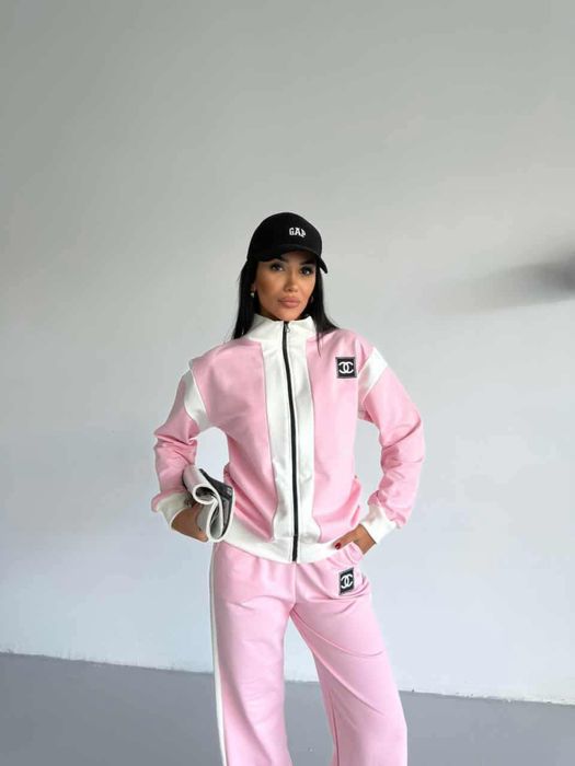 Дамски спортни екипи