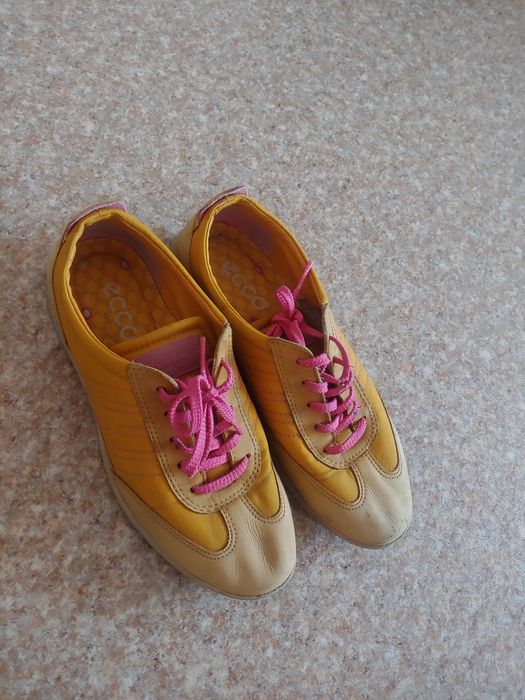 Отдам даром 36 размер