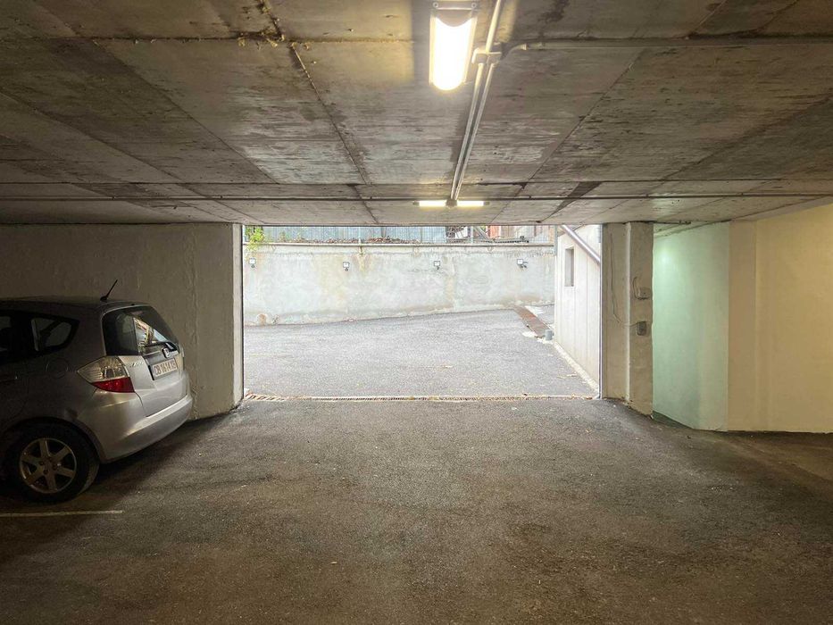 Продава се Гараж / Паркомясто в София, Витоша - 35 кв.м за 4 €/кв.м - Снимка #2