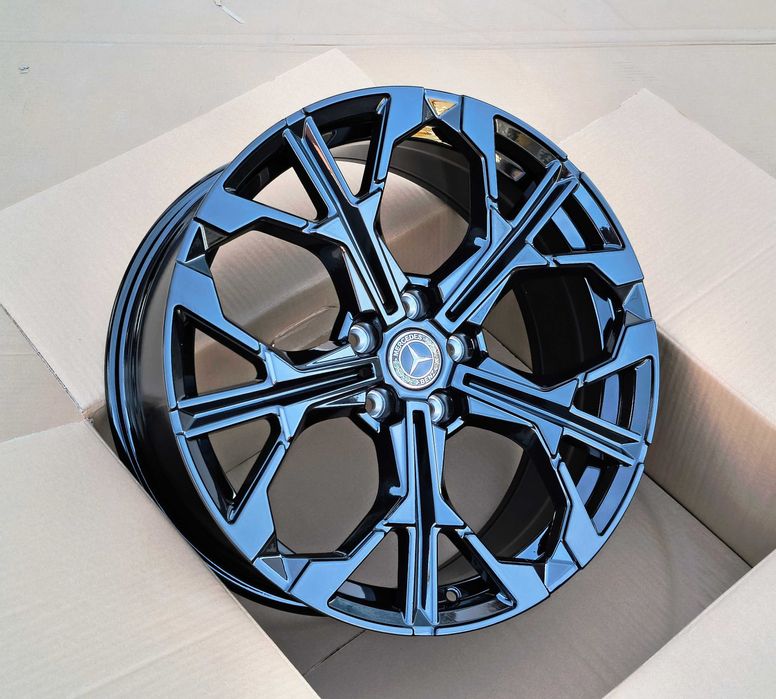 Jante Noi 19 Mercedes in 2 latimi 
Negru Lucios inegral --de Fabrica