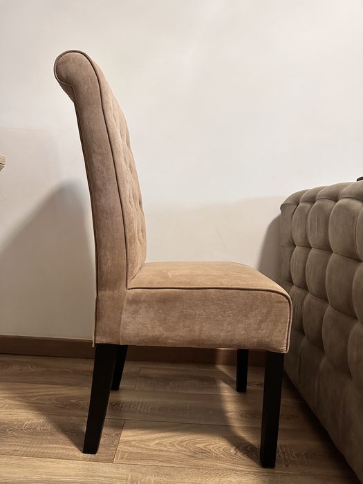 Set  Scaune Oslo – Stare Impecabilă – Negru/Bej Plusat