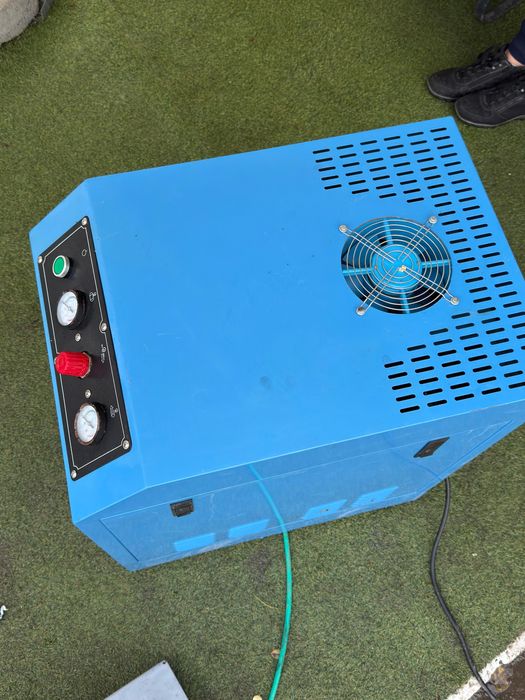 Compresor surub 220v