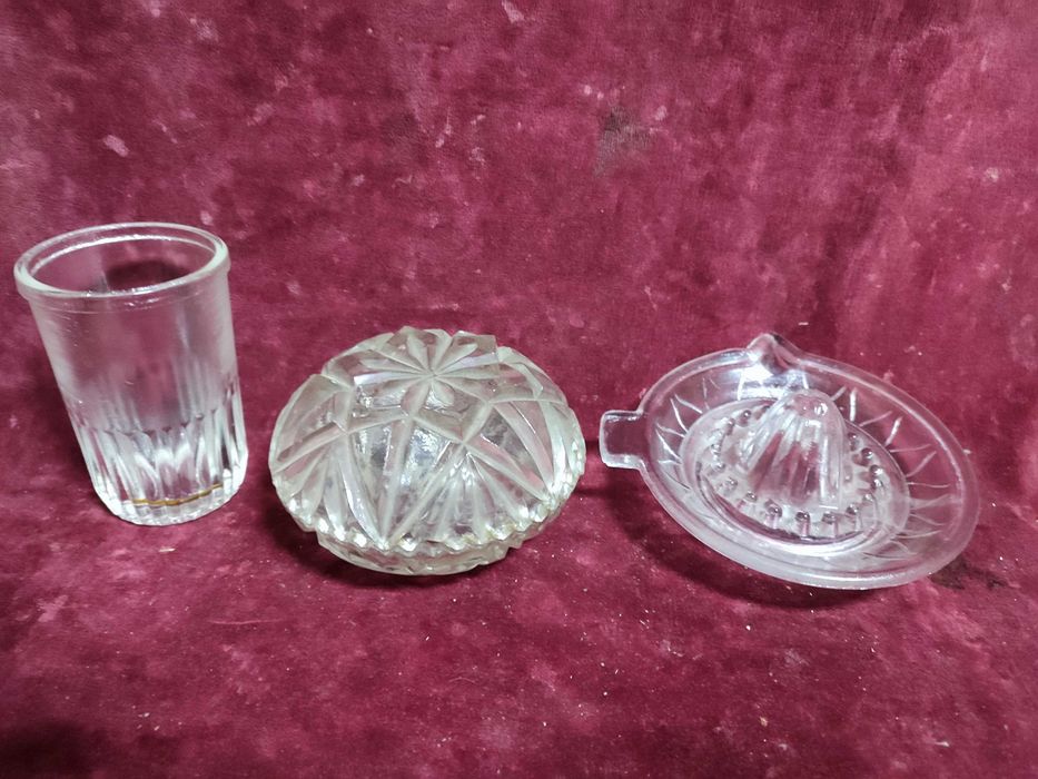 "Relicve" din vremurile comuniste - lot 1