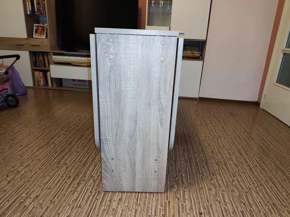 Продавам : Дървена сгъваема маса