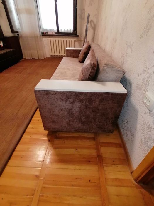 Продаётся диван в хорошем состоянии 2.2млн