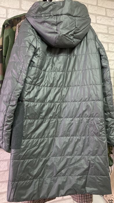 Отдам демисезонный 42-44р