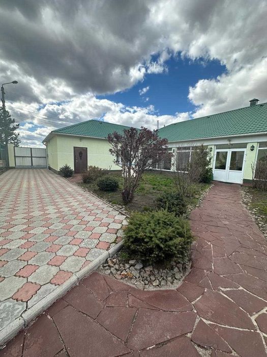 Продам коттедж в Бишкуле