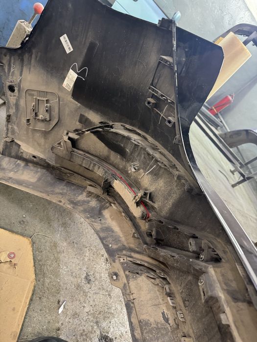 Продам бампер Byd Han в сборе