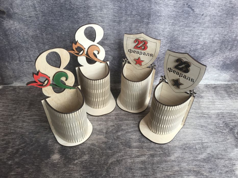 Поставка для карандашей