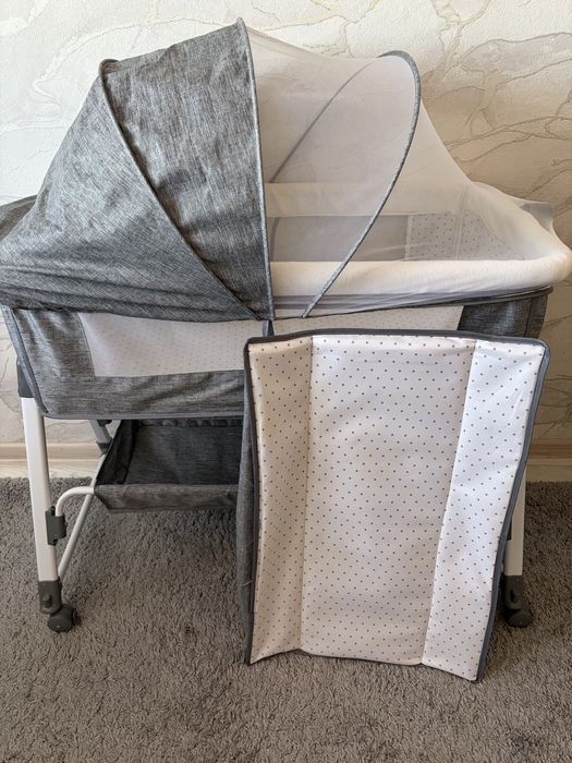 Продам детскую кроватку