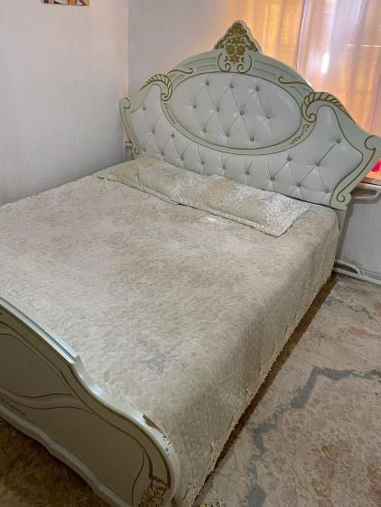 продается спальный кровать