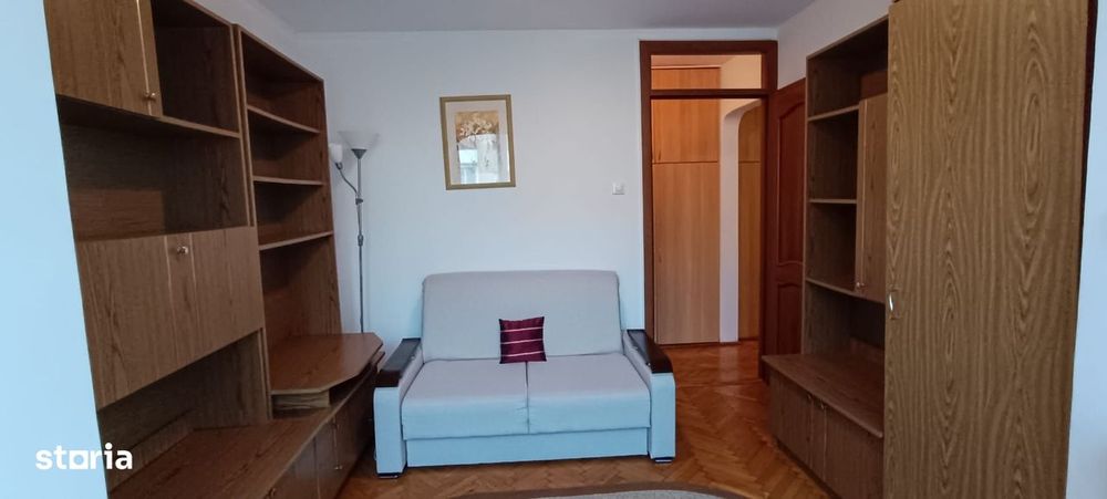Apartament cu 4 camere in Tractoru-Independentei