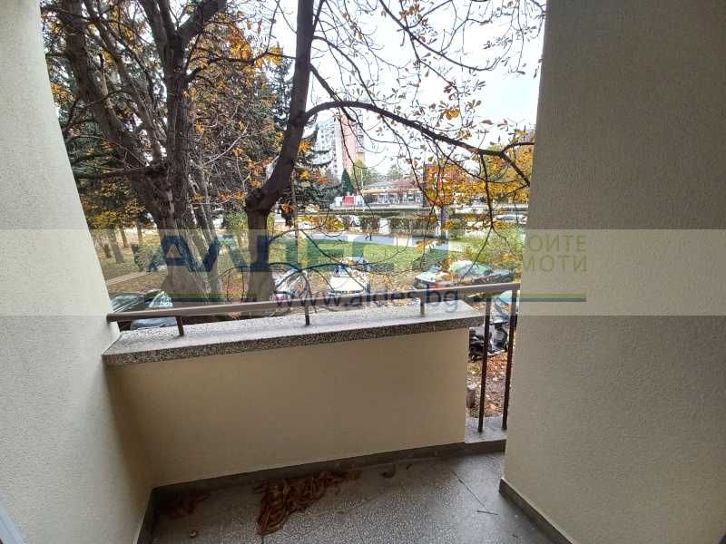 Дава се под наем Двустаен апартамент в София, Стрелбище - 78 кв.м за 550 € - Снимка #3