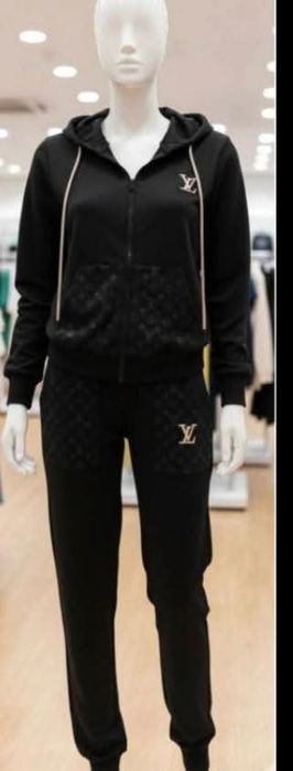 НАМАЛЕН Памучен дамски екип на Louis Vuitton