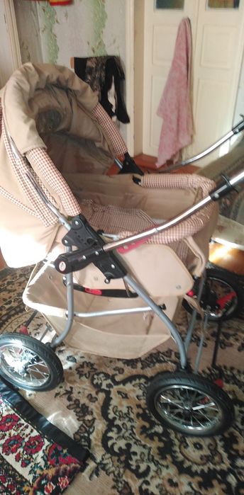 Коляска-качалка детская