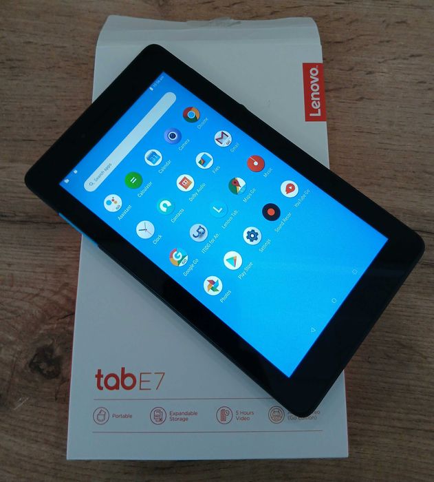 Таблет LENOVO Tab Е7