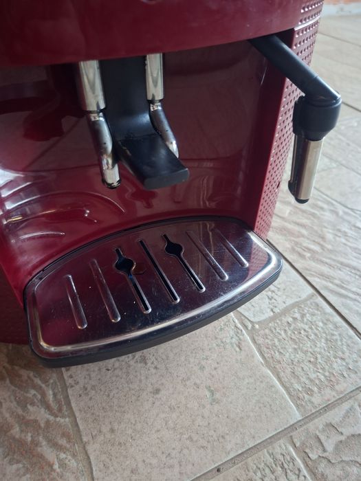 Espressor automat Krups Essential EA810770.