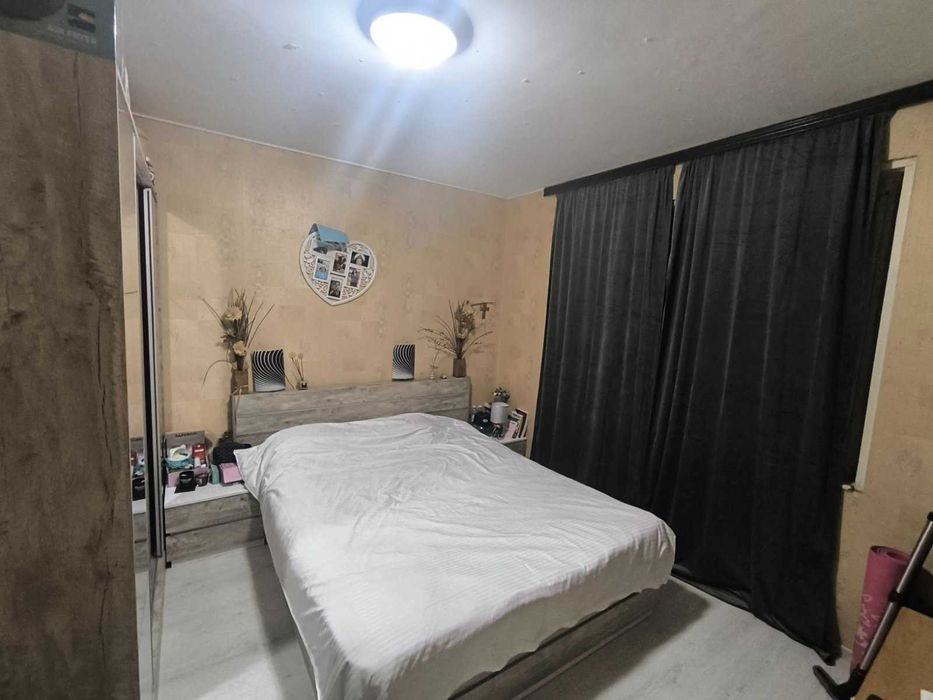 Просторен 4стаен апартамент