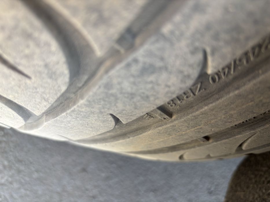 Летни гуми 245/40/18