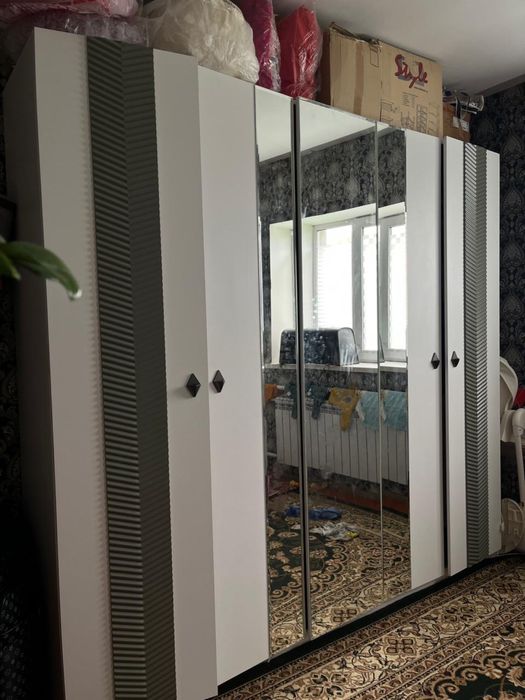 Спальный гарнитур б/у