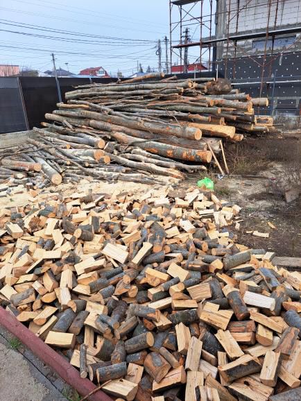 Vand Lemne de Foc Lichidare de Stoc