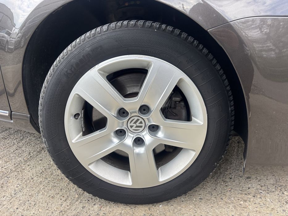 Passat 1.6 tdi 2013 euro5 105 cp mokka bruin navigatie