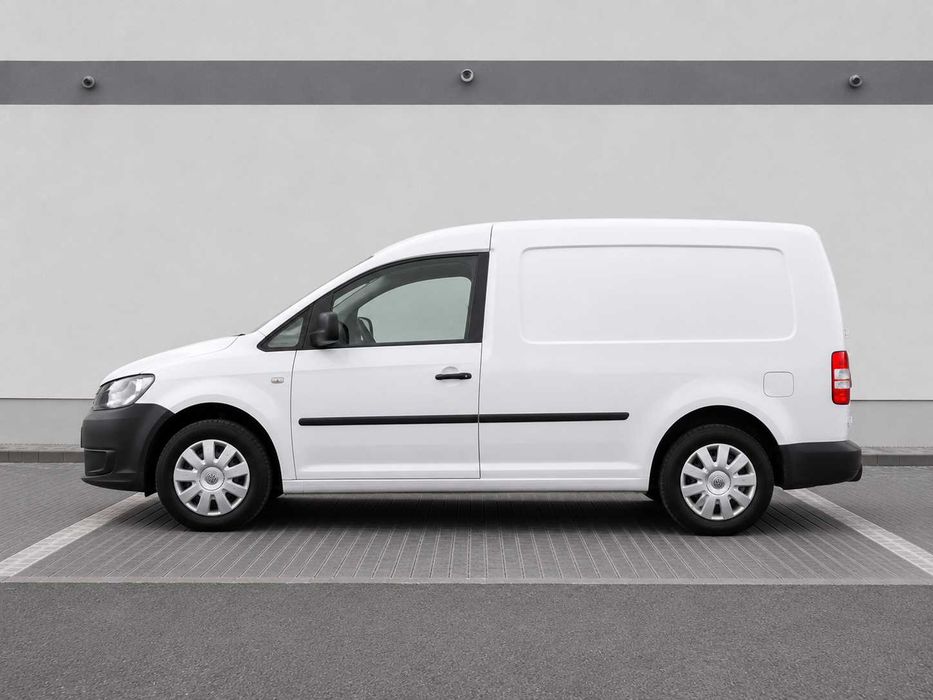 Товарен пикап / бус / баничарка под наем София – VW Caddy 30€, ЕС/чужбина