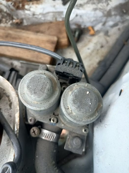 Части за Мерцедес 124