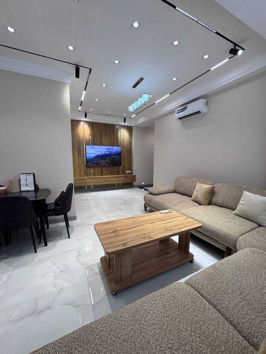 на ул.Сагбана. Мечеть Исломобод.  ID: К 83
НОВОСТРОЙКА, баурум