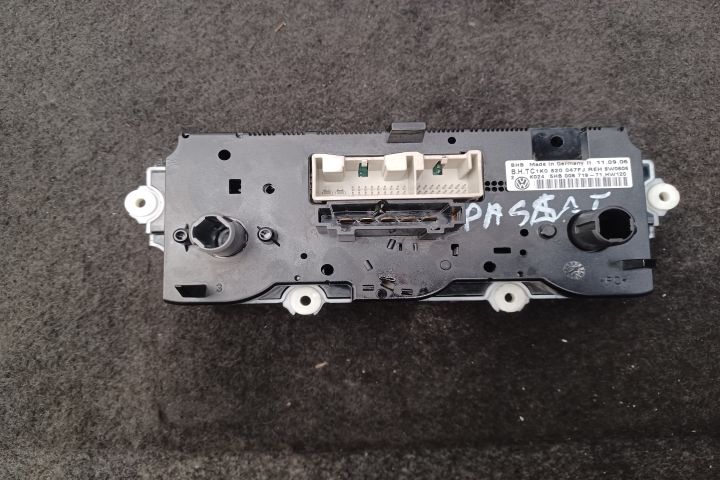 Comanda AC 1K0820047FJ 5HB008719 1K0820047FJ 5HB008719 Volkswagen VW