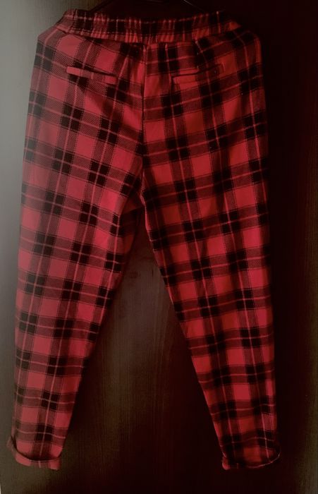 2 чифта панталони.