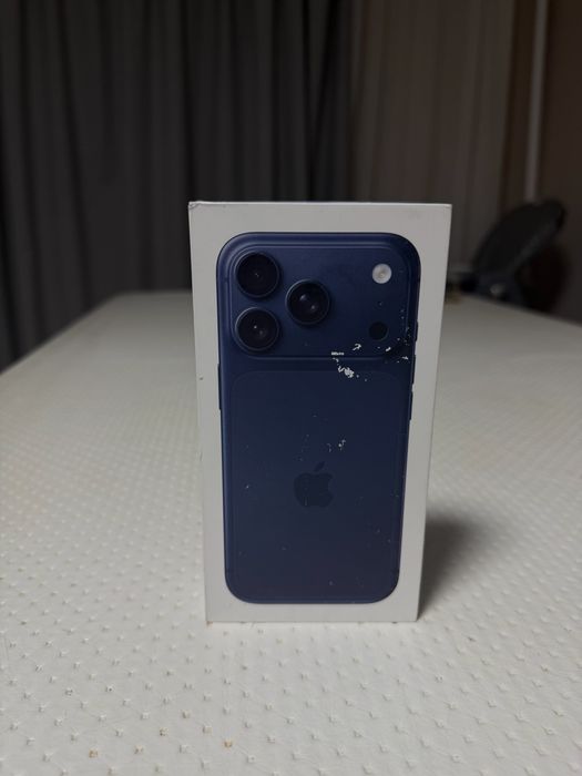 Iphone 17 pro 256 синий новый