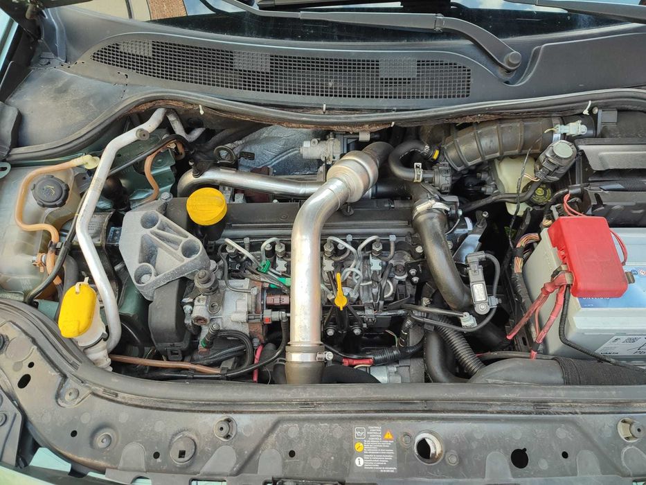 Vând Renault Megane 2  1.5 dci