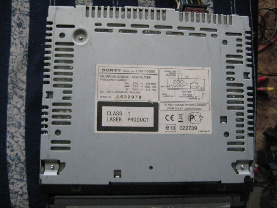 Продавам Sony CDX-F5550 50WХ4