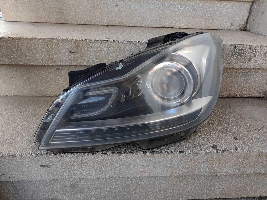 Фарове Mercedes W204 C-Classa Face Bi-Xenon / Фарове Мерцедес W204