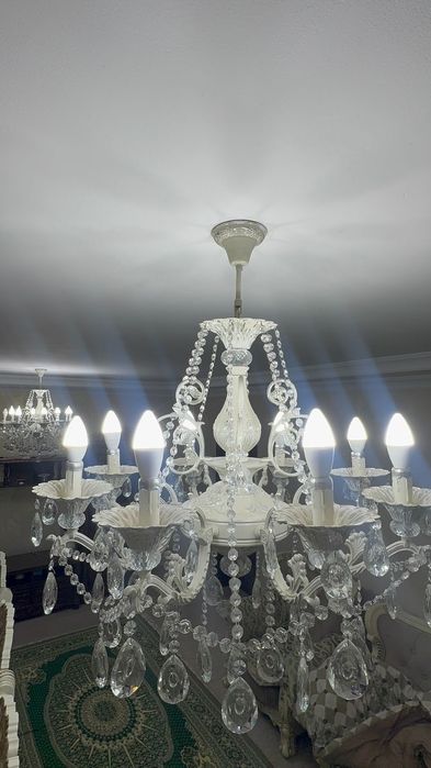 Продам люстра 3 шт