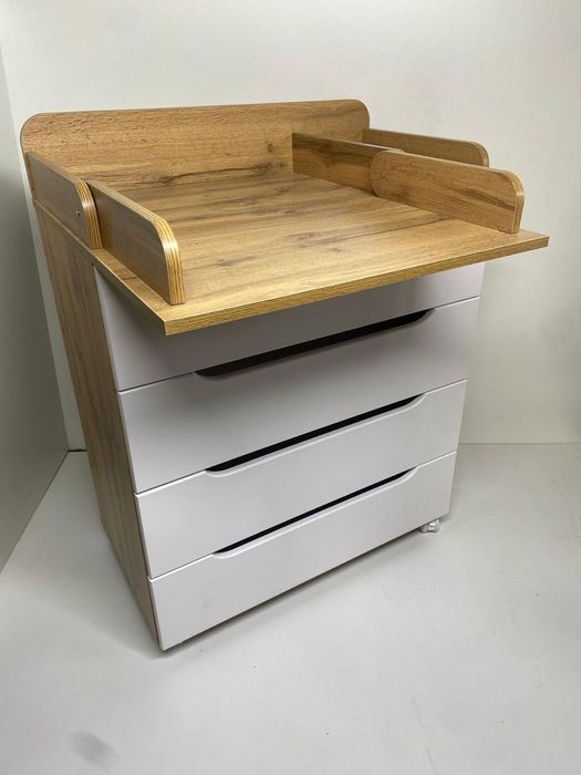 Камод с пеленальным столом