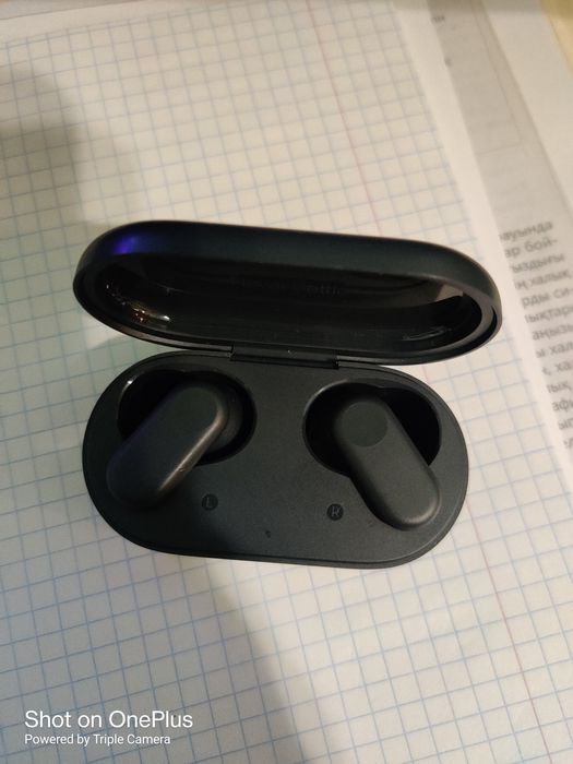 Беспроводные наушники OnePlus buds V