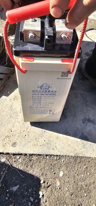 Продам отличный акумулятор
