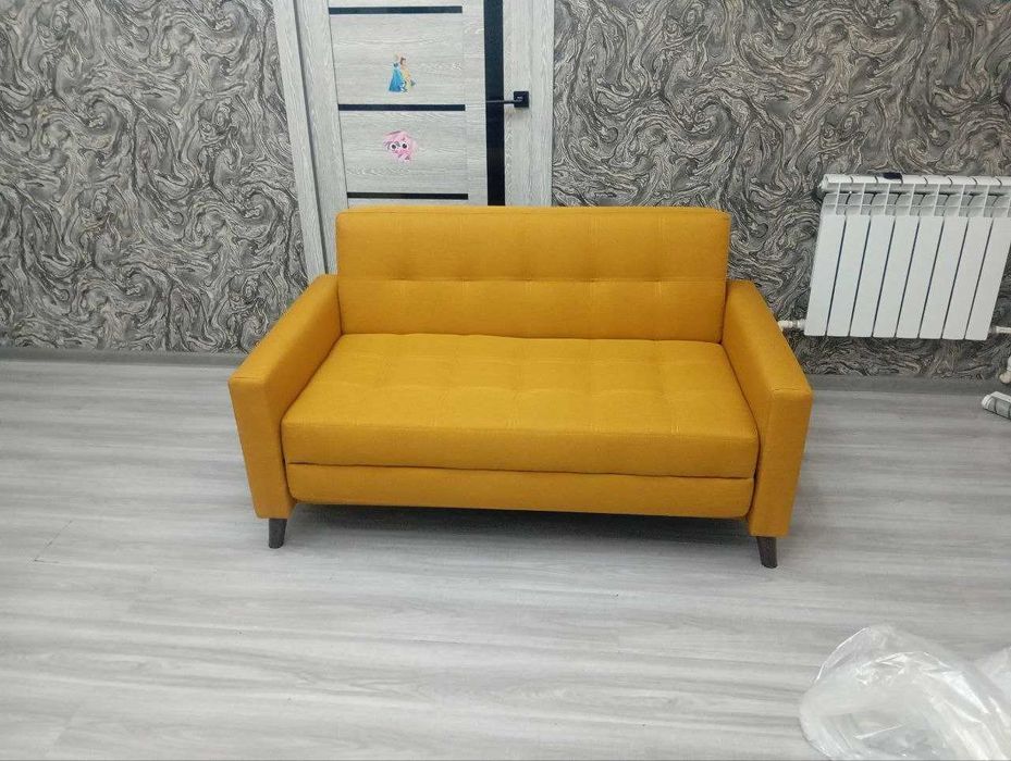 Диван Этро мини в наличии для офиса