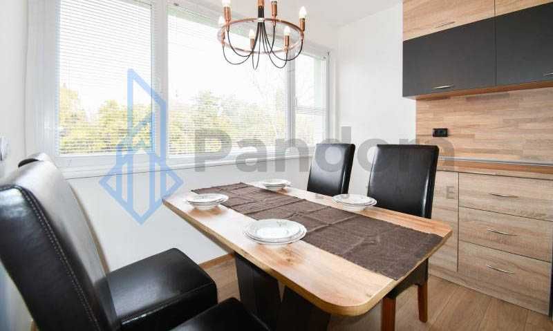 Дава се под наем Тристаен апартамент в София, Младост 1 - 82 кв.м за 550 € - Снимка #2