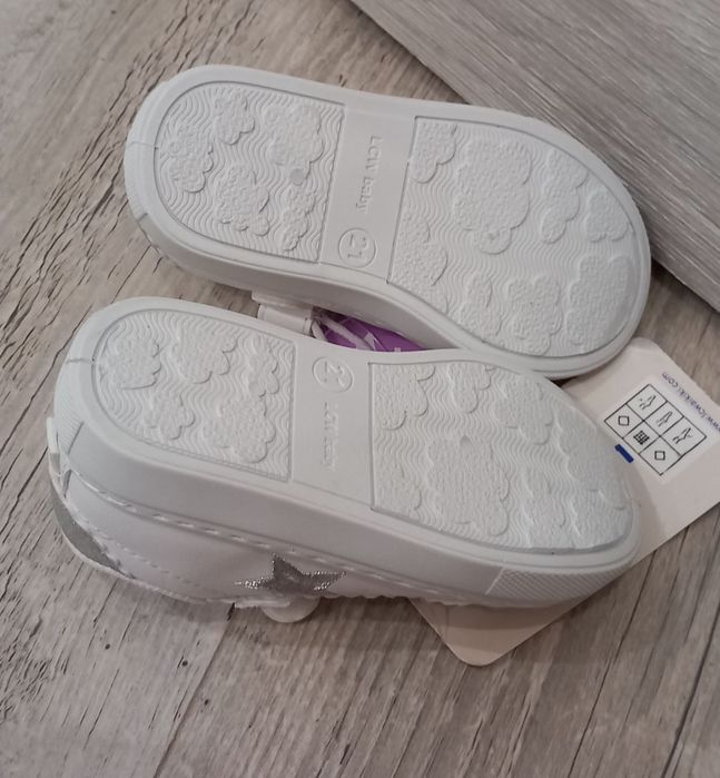 Маратонки за момиче, н.21